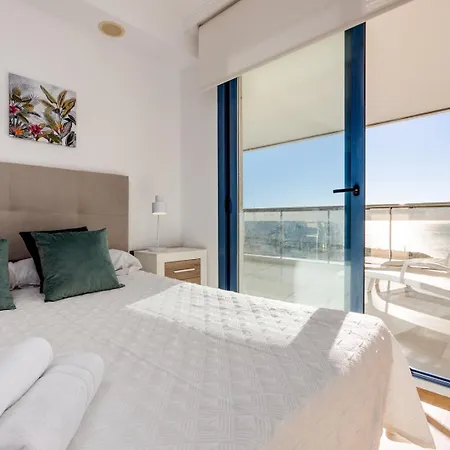 Apartman 1st Line Mascarat Beach- Solarium Terrace & Pool